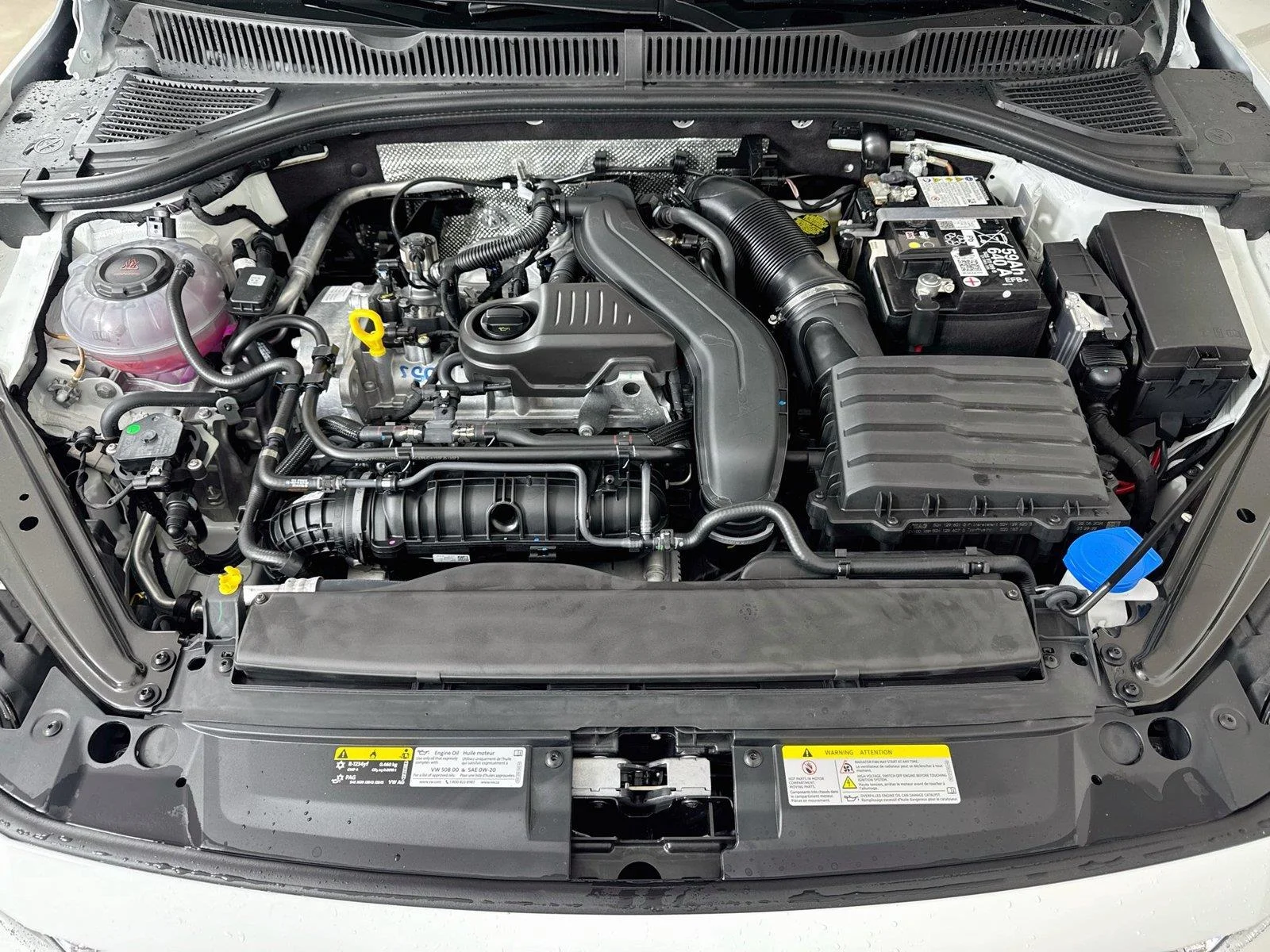 New 2027 Pure White Volkswagen S image 27
