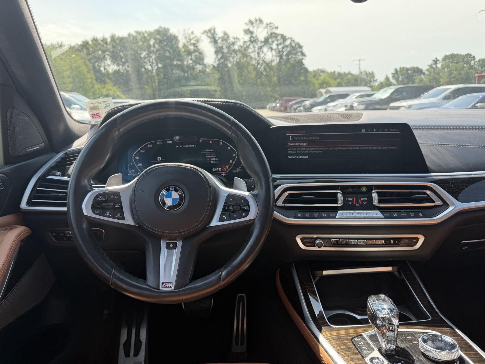 Used 2021 Black Sapphire Metallic BMW M50i image 19