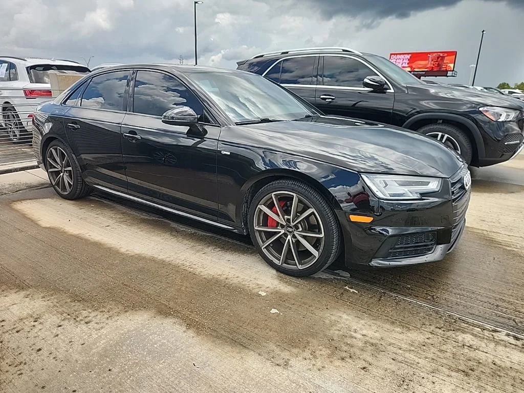 2018 Audi A4 2.0T quattro S tronic Premium Plus's photo
