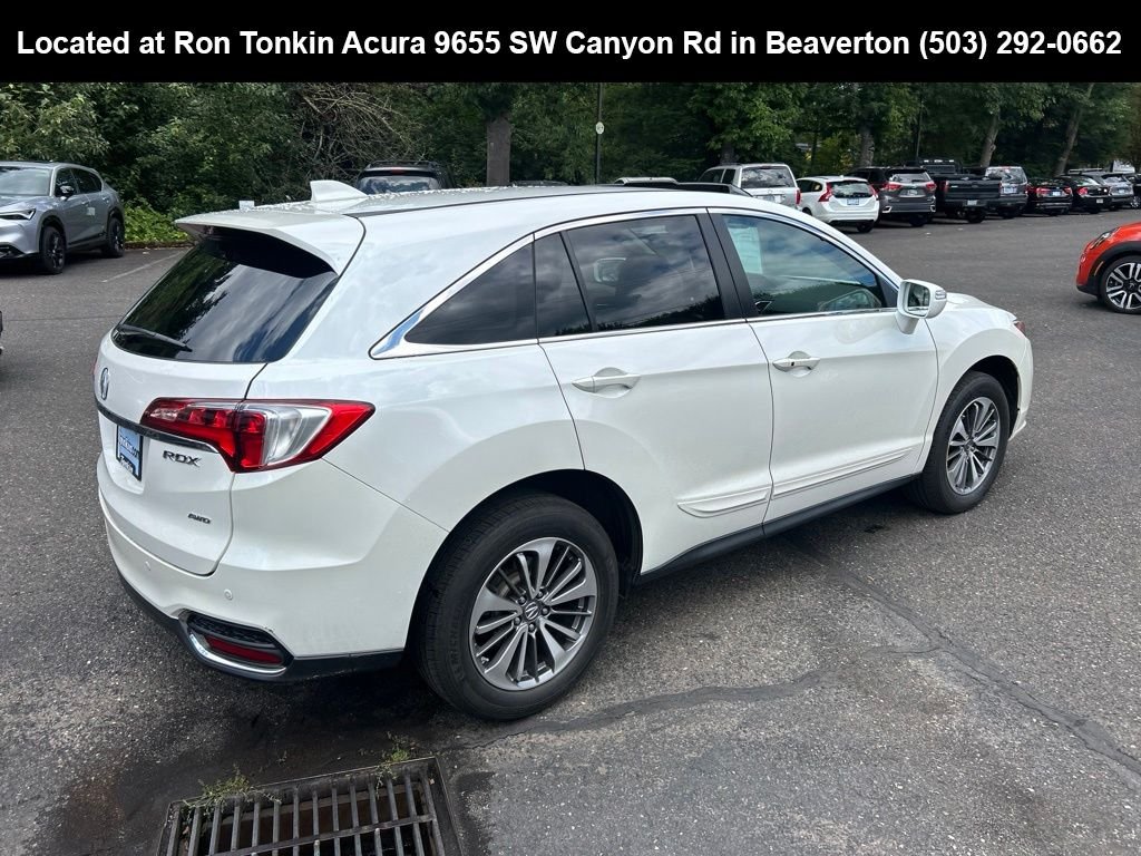 Used 2016 White Diamond Pearl Acura Base image 4