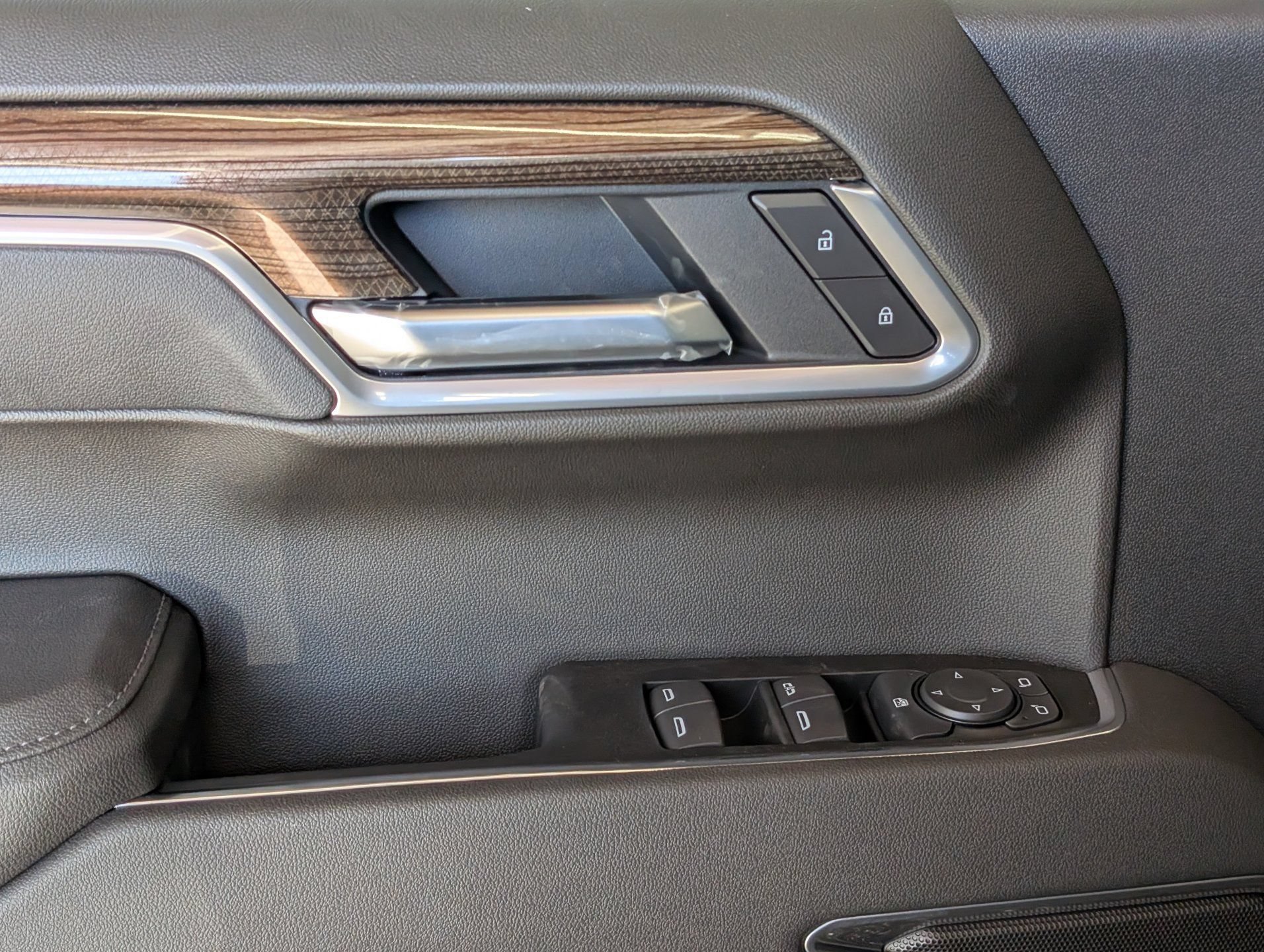 2026 Chevrolet Silverado 1500 RST - Photo 18