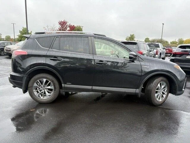 Used 2017 Black Sand Pearl Toyota XLE image 16