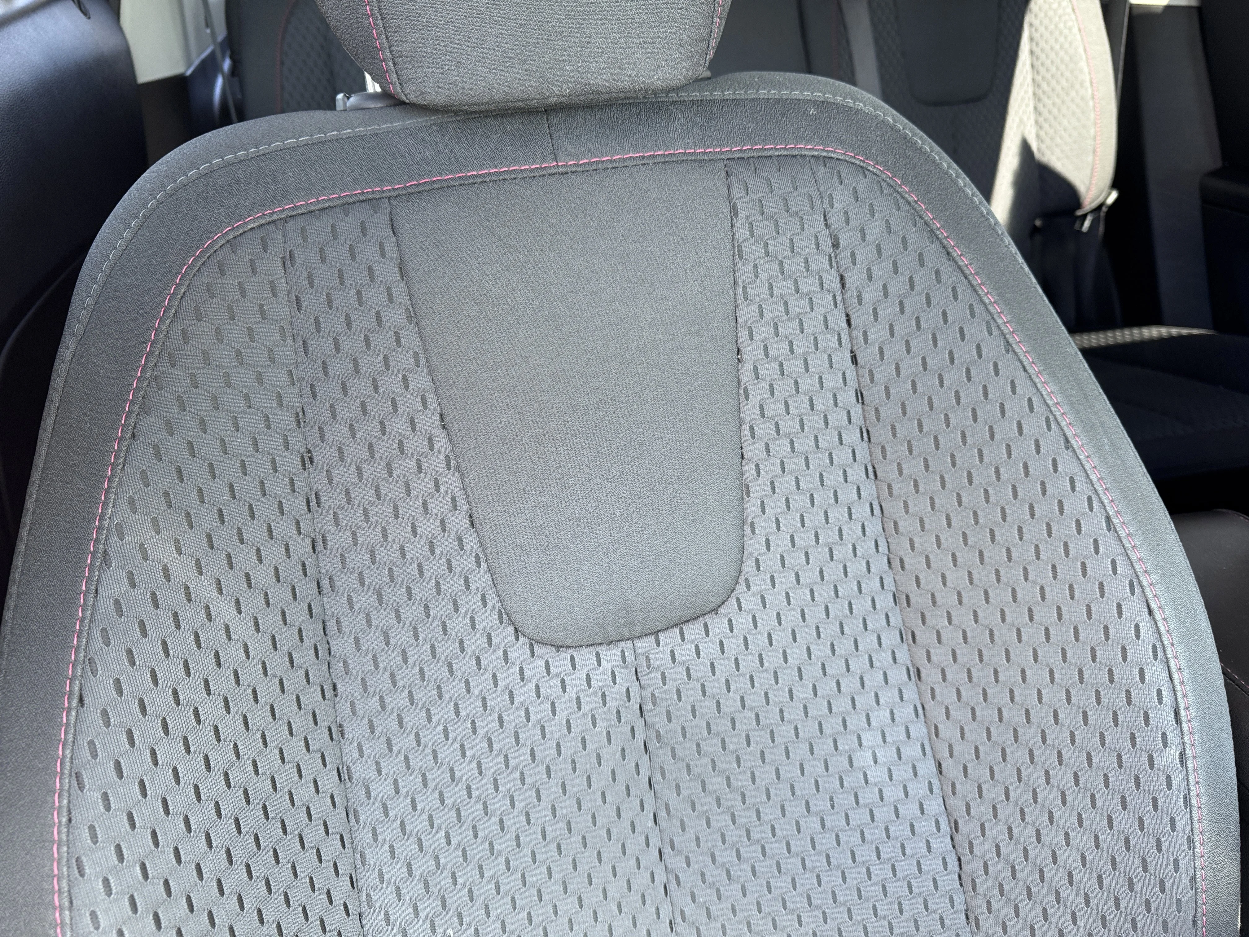 Used 2013 Onyx Black GMC SLE image 49