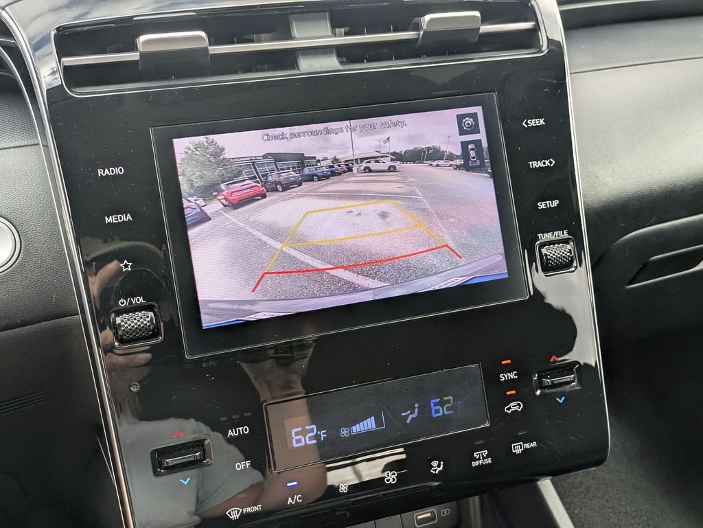 Used 2024 Gray Hyundai SEL image 17