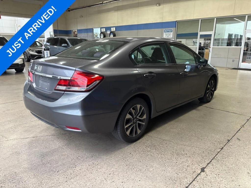 Used 2014 Modern Steel Metallic Honda EX image 3