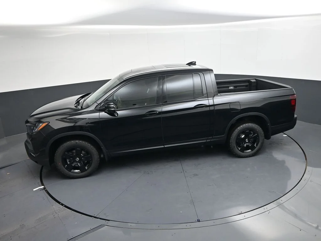 Certified Used 2026 Crystal Black Pearl Honda Black Edition image 24