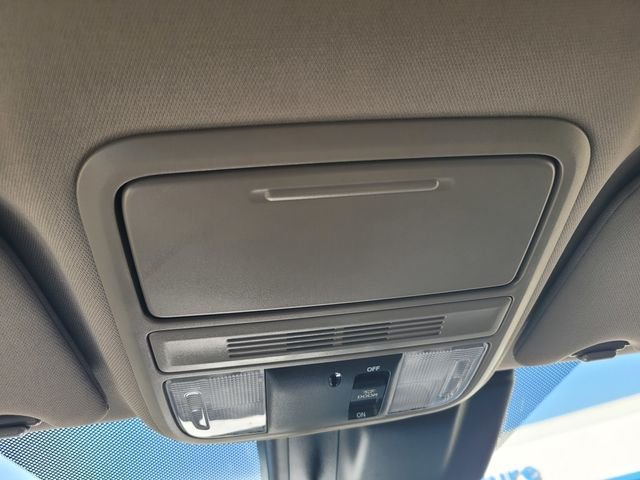 Used 2018  Honda EX image 22