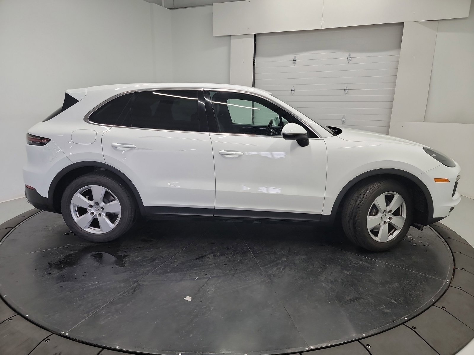 Used 2020 Carrara White Metallic Porsche Base image 9