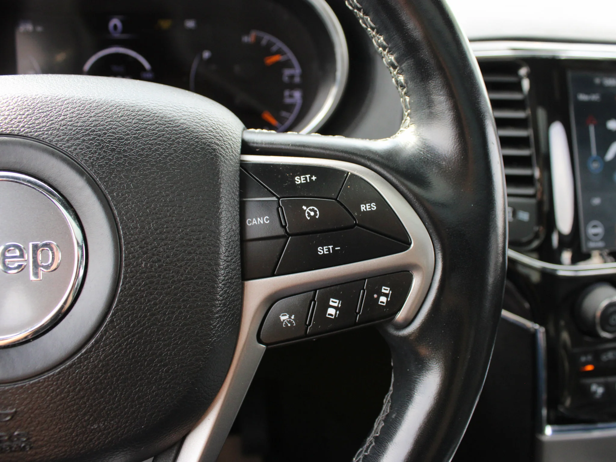 Certified Used 2021 Purple Jeep Overland * No Accidents | V6 | Heated/Vented Seats | Adaptive Cruise | Remote Start | 3M PPF image 24