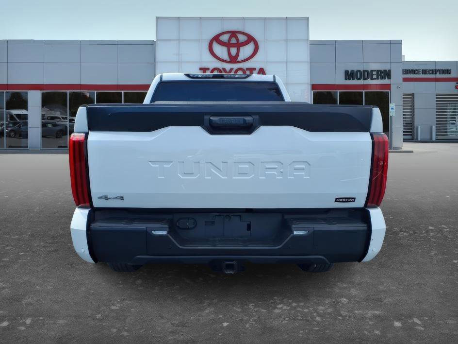 Used 2025 Ice Cap Toyota SR5 image 4
