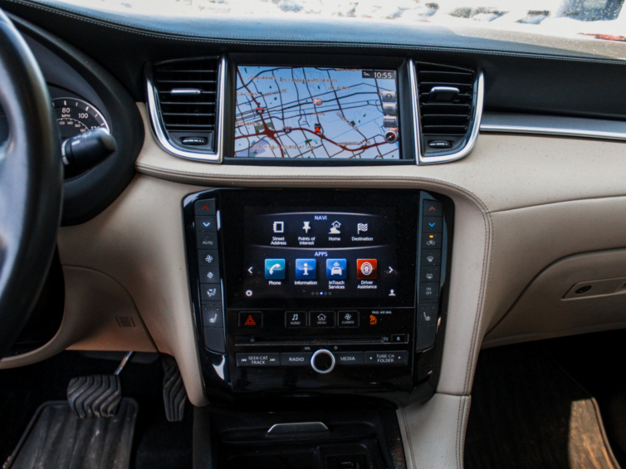 Used 2019 Graphite Shadow INFINITI ESSENTIAL image 16