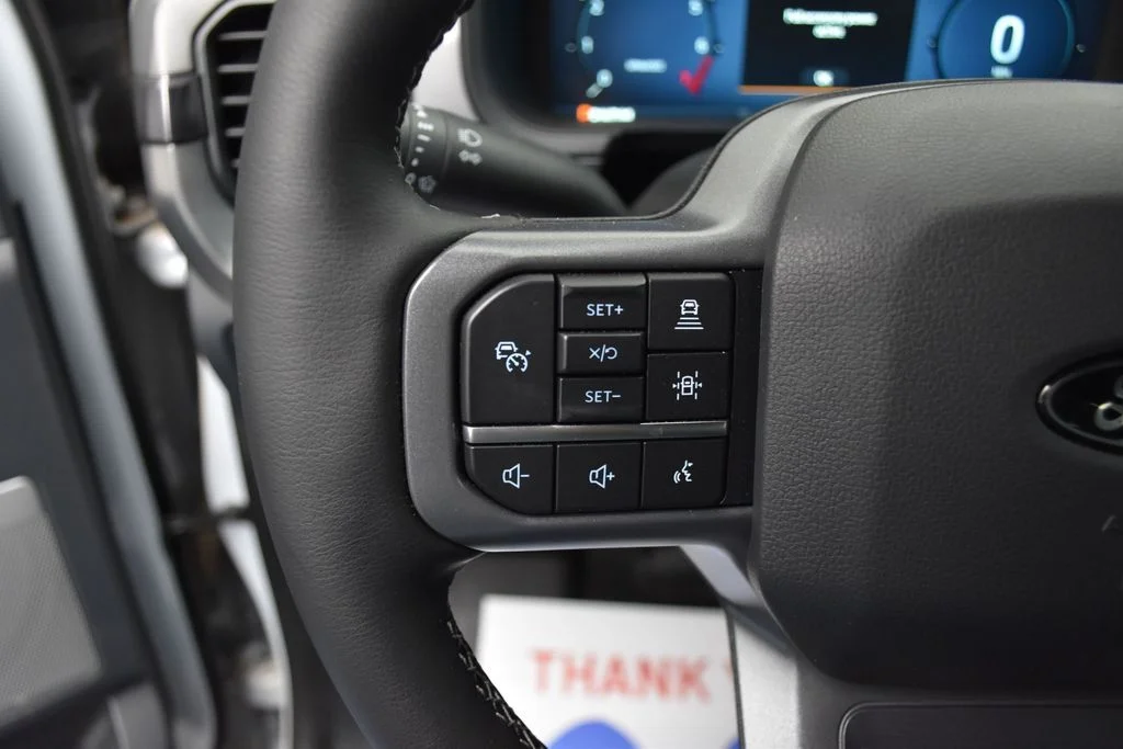 New 2025 White Ford Lariat image 10
