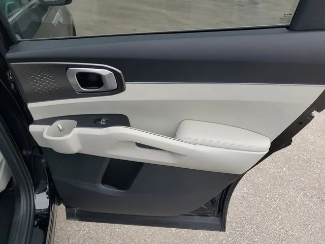 2025 Kia Sorento EX Hybrid - Photo 31