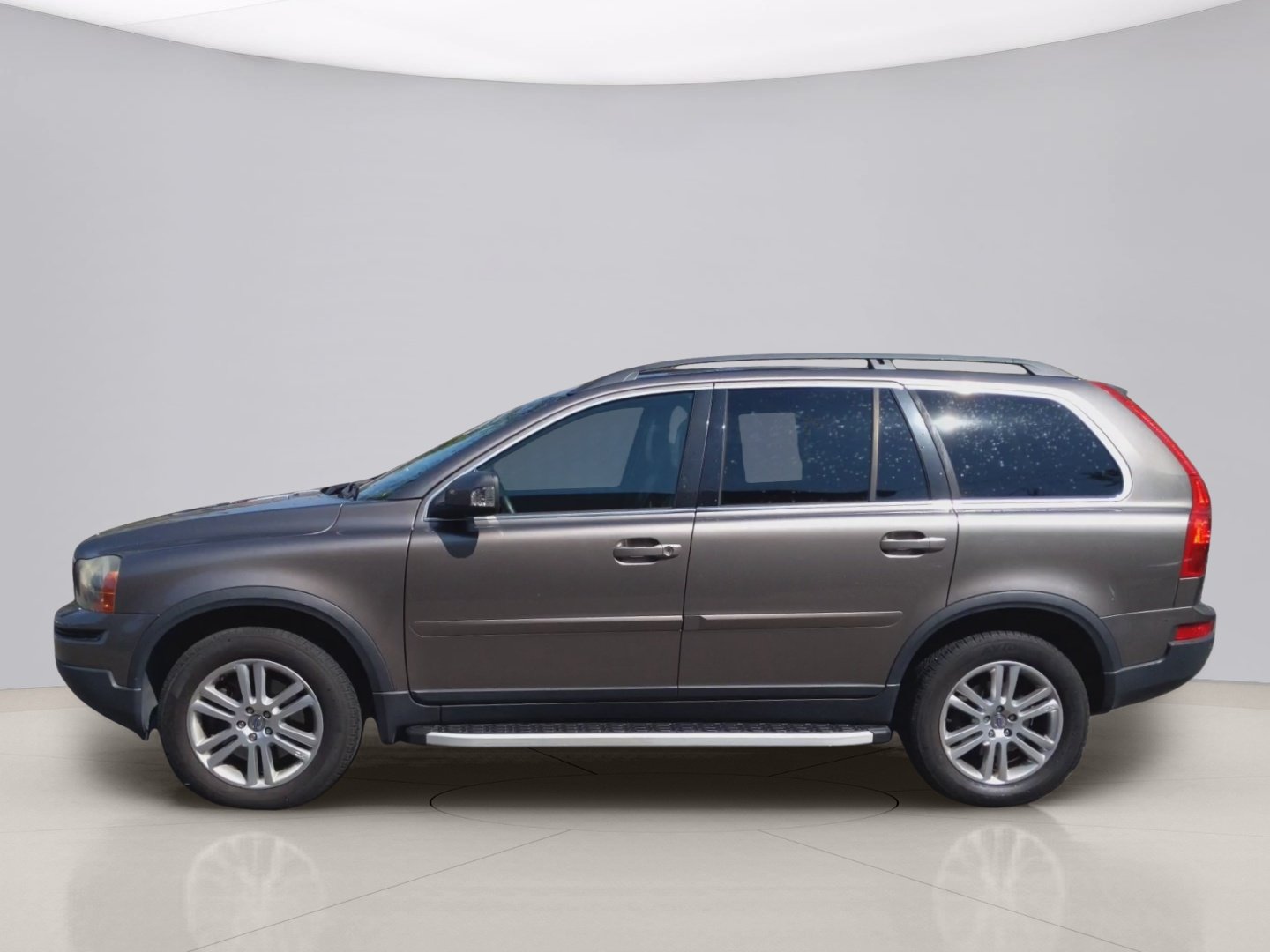 Used 2009 Gold Volvo I6 image 8