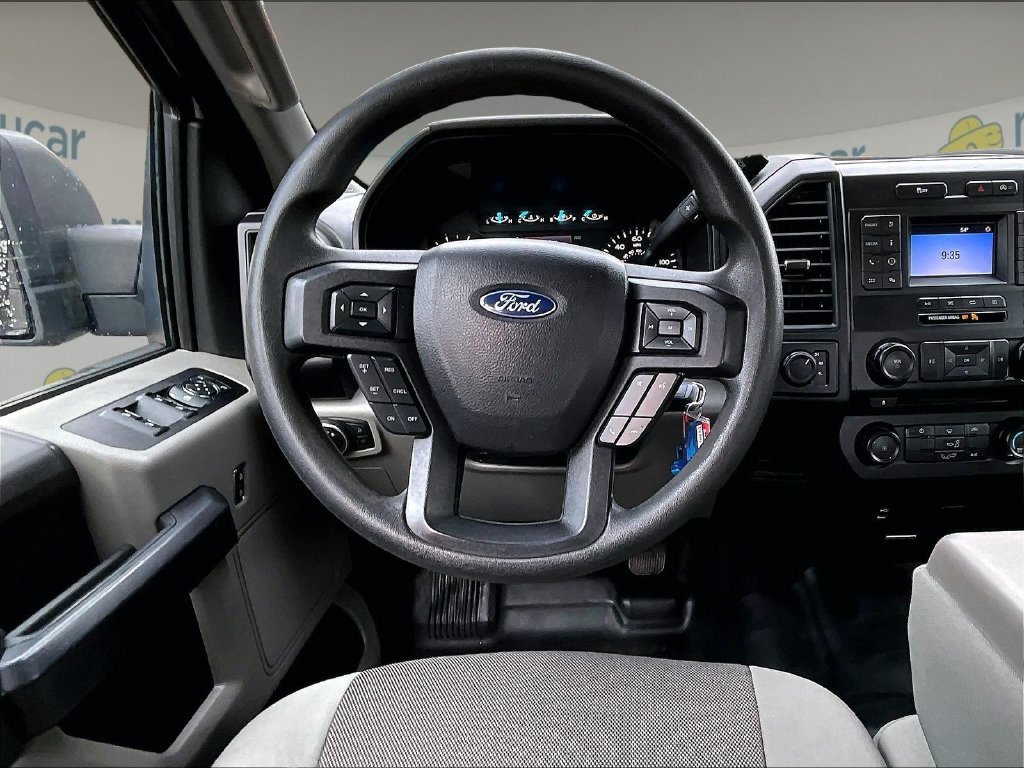 Used 2018 Oxford White Ford XL image 17