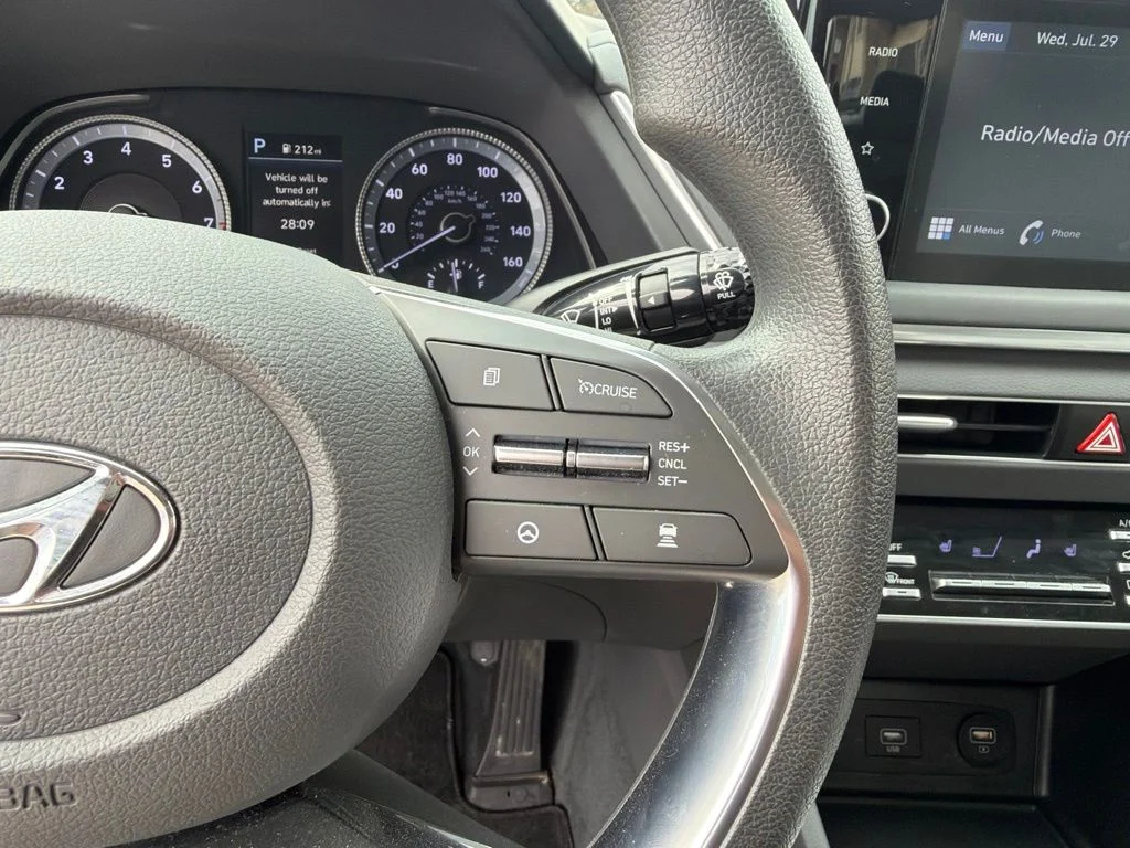 Used 2020 Gray Hyundai SEL image 10