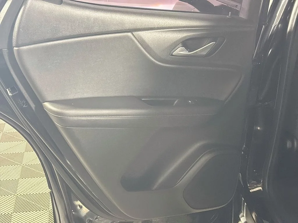 Used 2019 Black Chevrolet L image 18