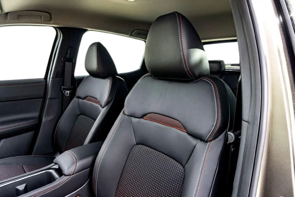 2026 Nissan KICKS SR - Photo 9