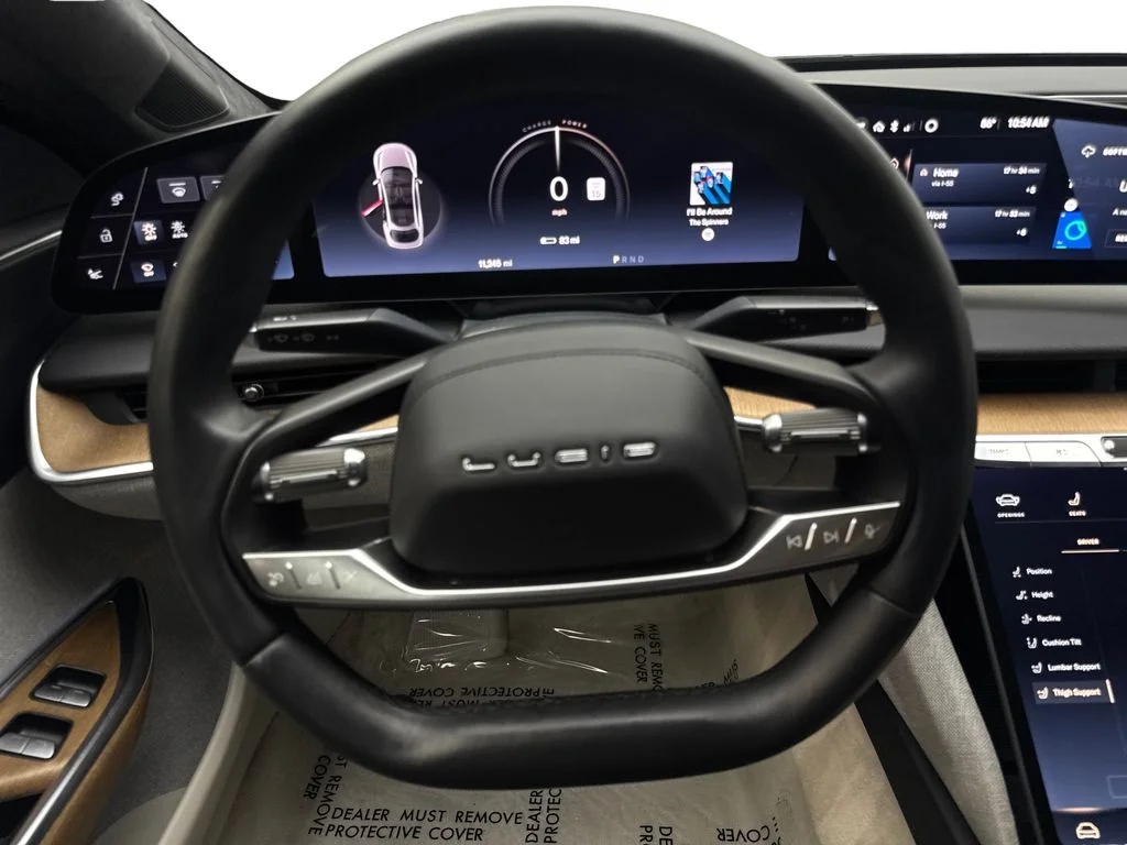 Used 2023 Black Lucid Touring image 54