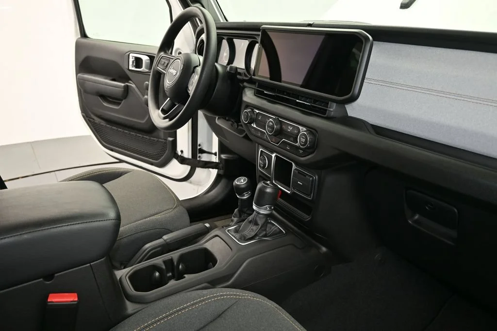 Used 2024 White Jeep Sport image 12
