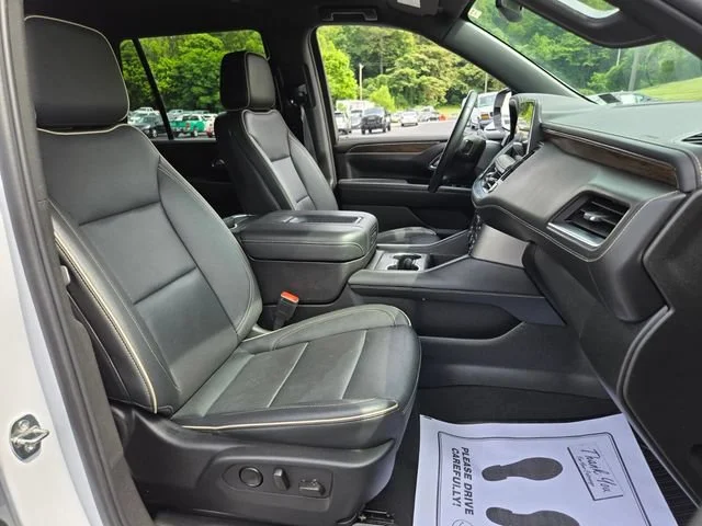 Used 2024 Summit White Chevrolet Premier image 21