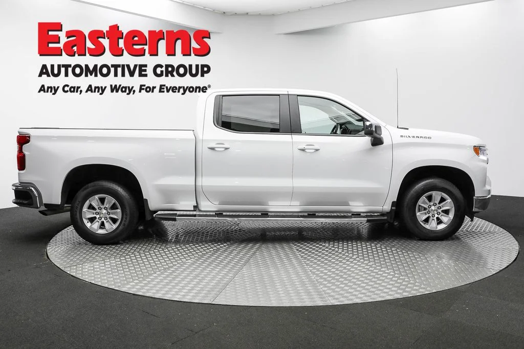 Used 2024 White Chevrolet LT image 4