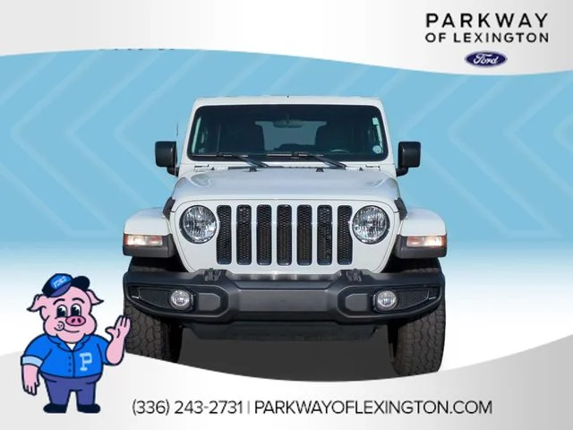 Used 2021 White Jeep Unlimited Sahara Altitude image 8