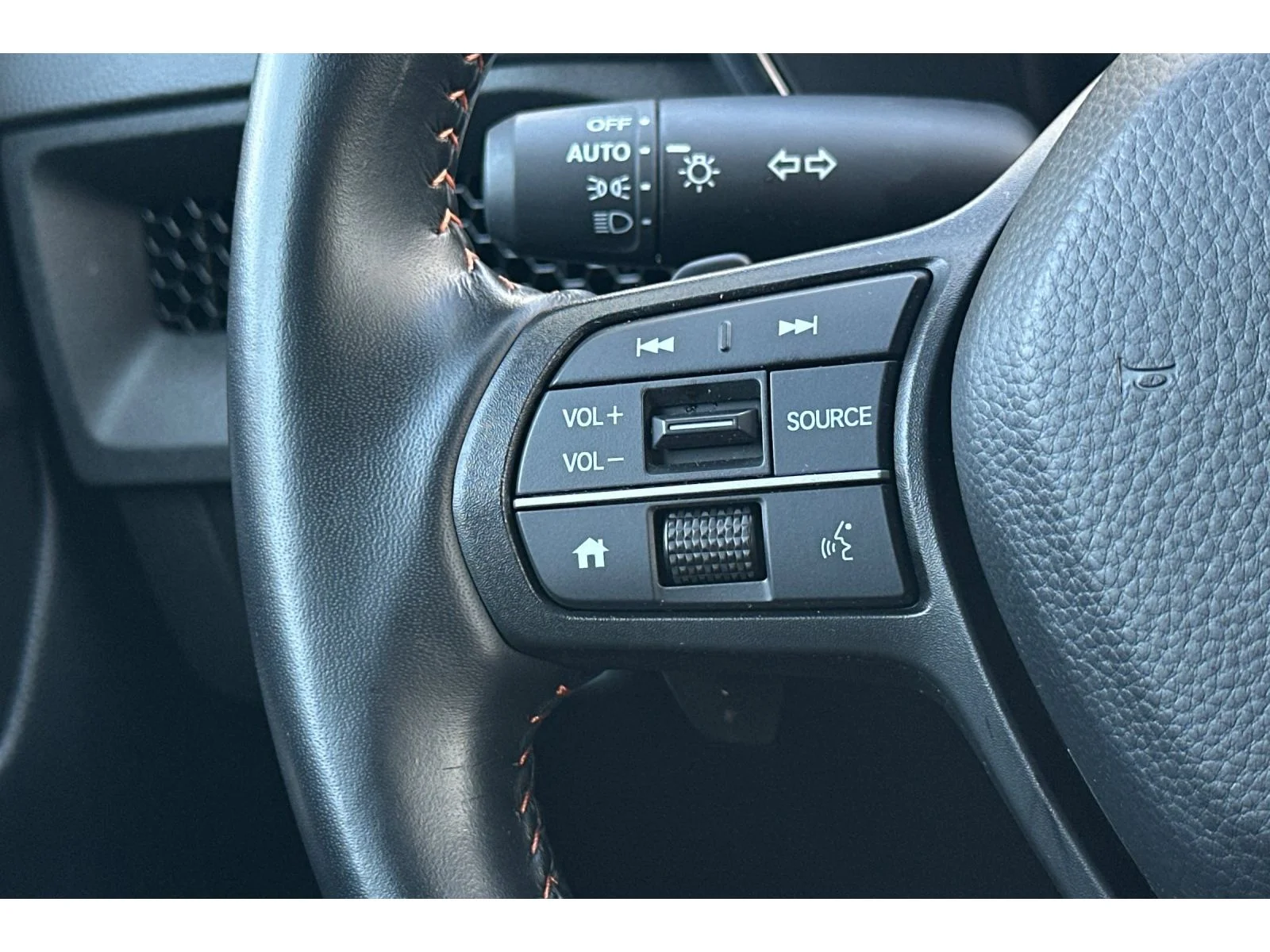 Used 2025 Meteorite Gray Metallic Honda Sport image 37