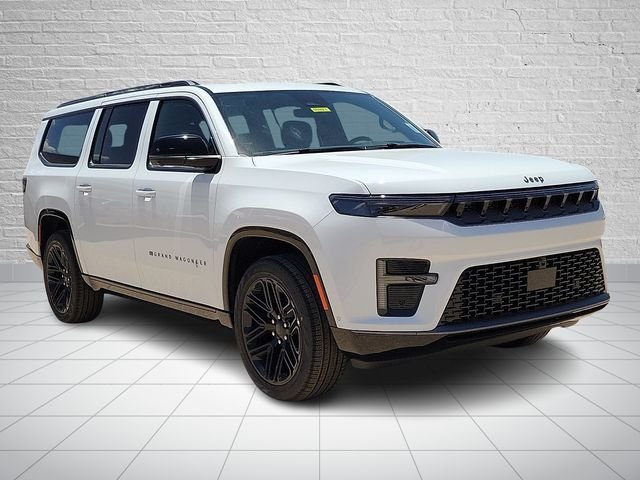 New 2026 Bright White Clear-Coat Exterior Paint Jeep Limited Reserve image 6