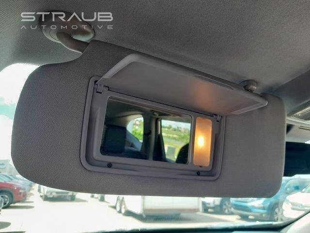 Used 2020 Lunar Silver Metallic Honda Touring image 33
