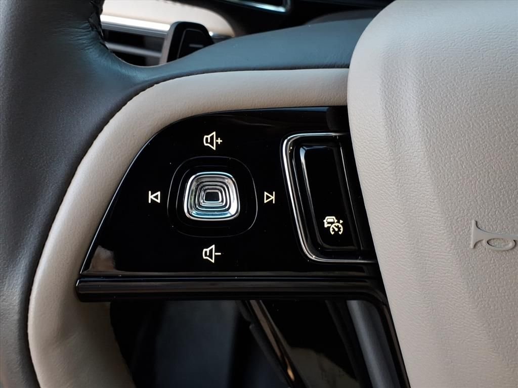 2023 LINCOLN CORSAIR - Image 17