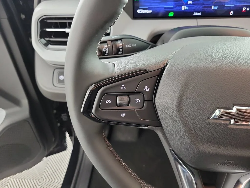 2027 Chevrolet Bolt RS - Photo 23