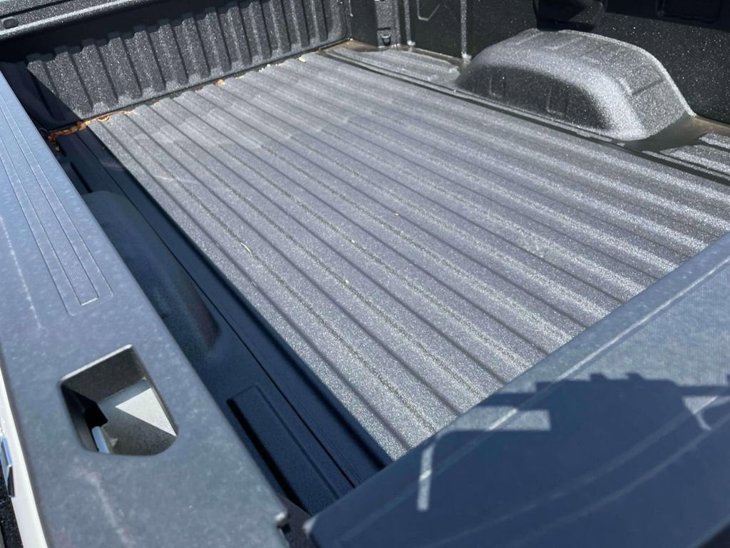 2025 GMC Sierra 3500HD Pro - Photo 11