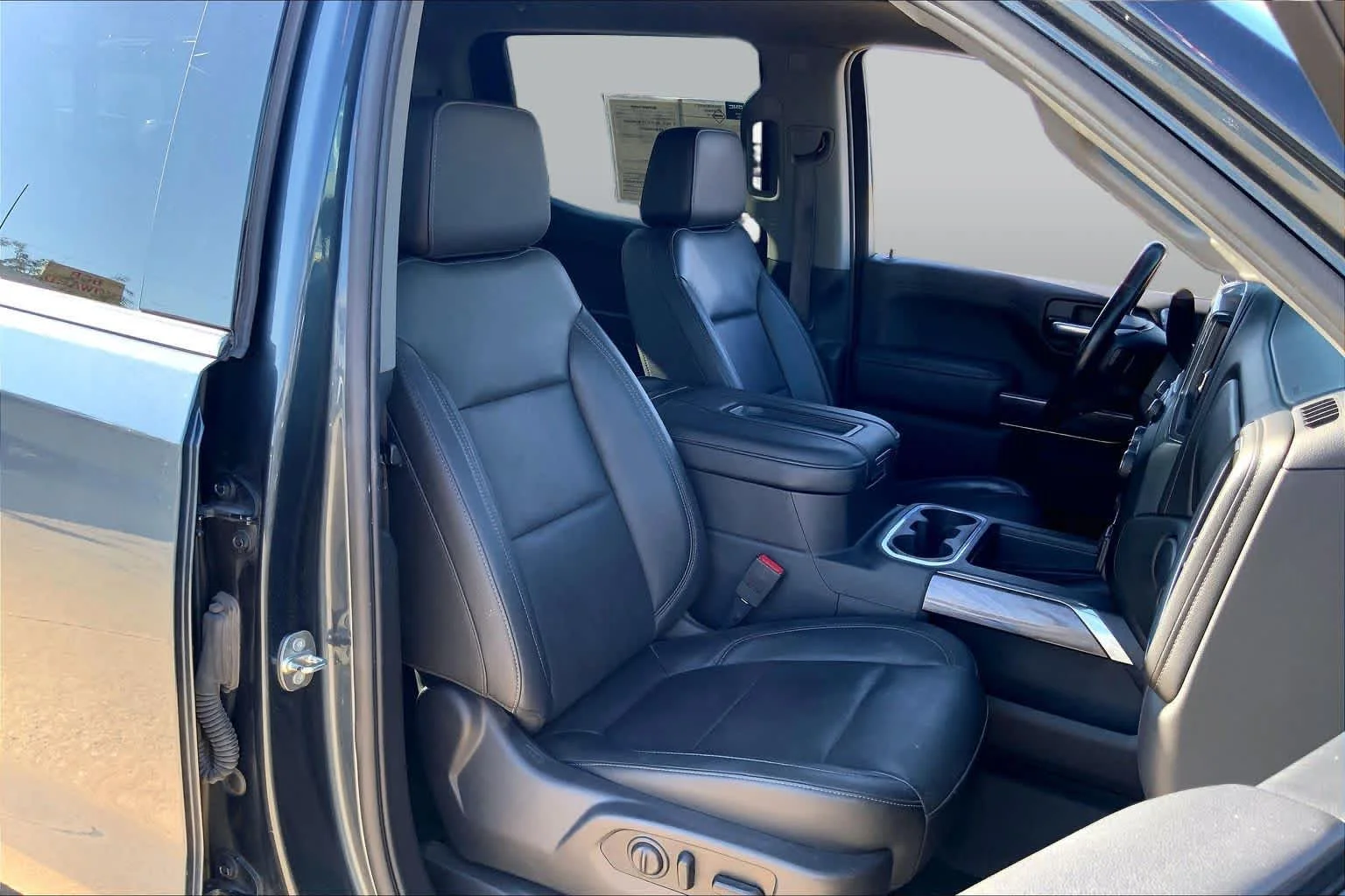 Used 2019 Shadow Gray Metallic Chevrolet LTZ image 8