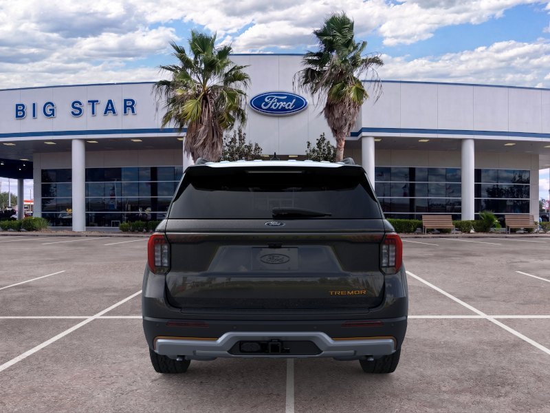 New 2026 Agate Black Metallic Ford Tremor® image 5