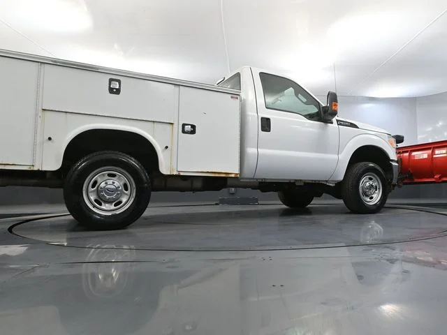 Used 2014 White Ford XL image 51