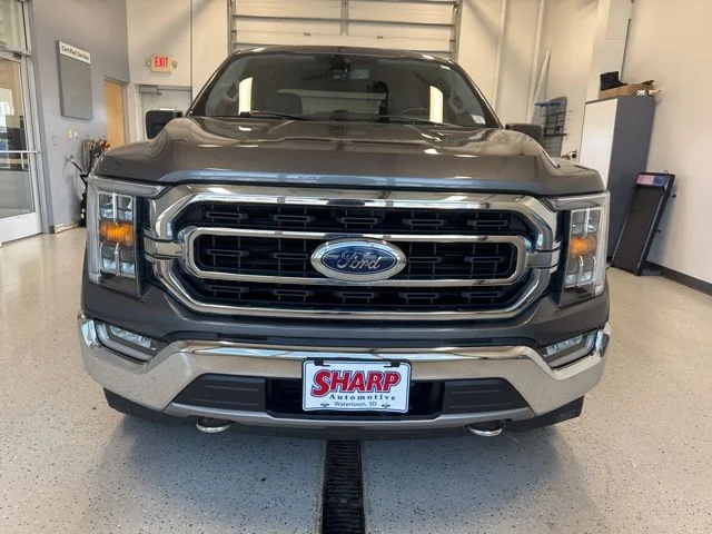 Used 2021 Gray Ford XLT image 4