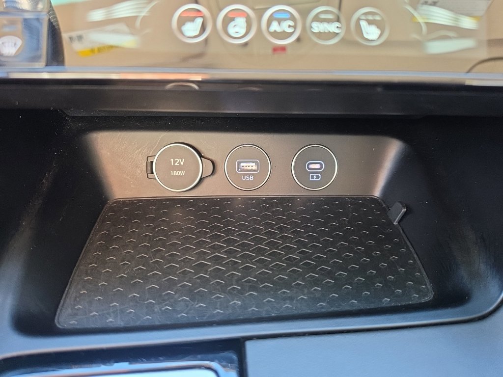 Used 2025 Gray Genesis 2.5T image 19