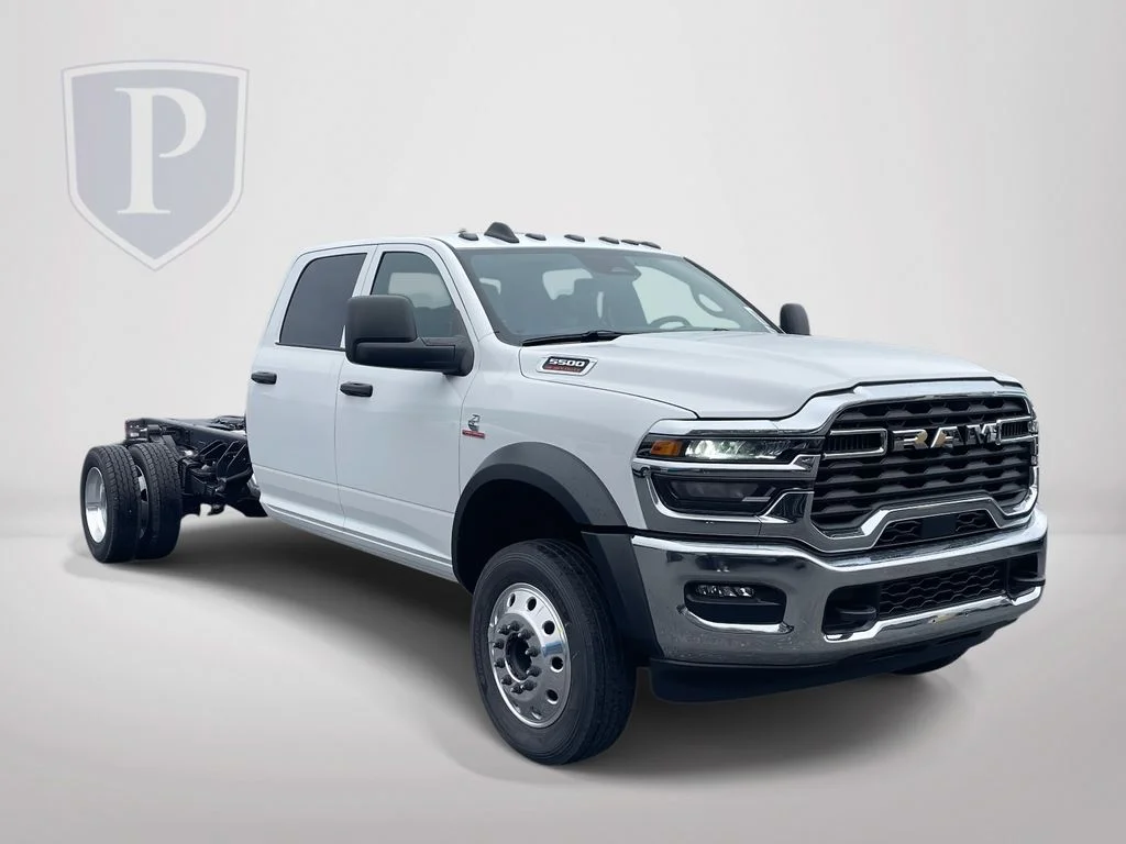 2026 RAM 5500 Big Horn 4X4 Crew Cab DRW 197" WB's photo