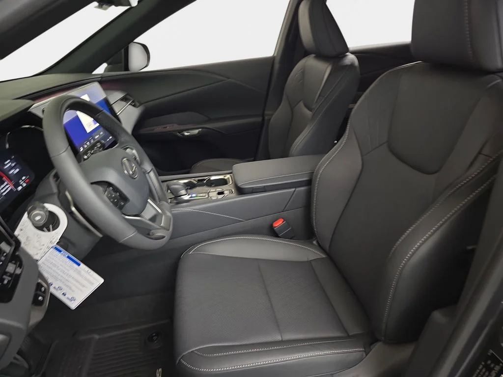 New 2026 Cloudburst Gray Lexus PREMIUM PLUS image 15