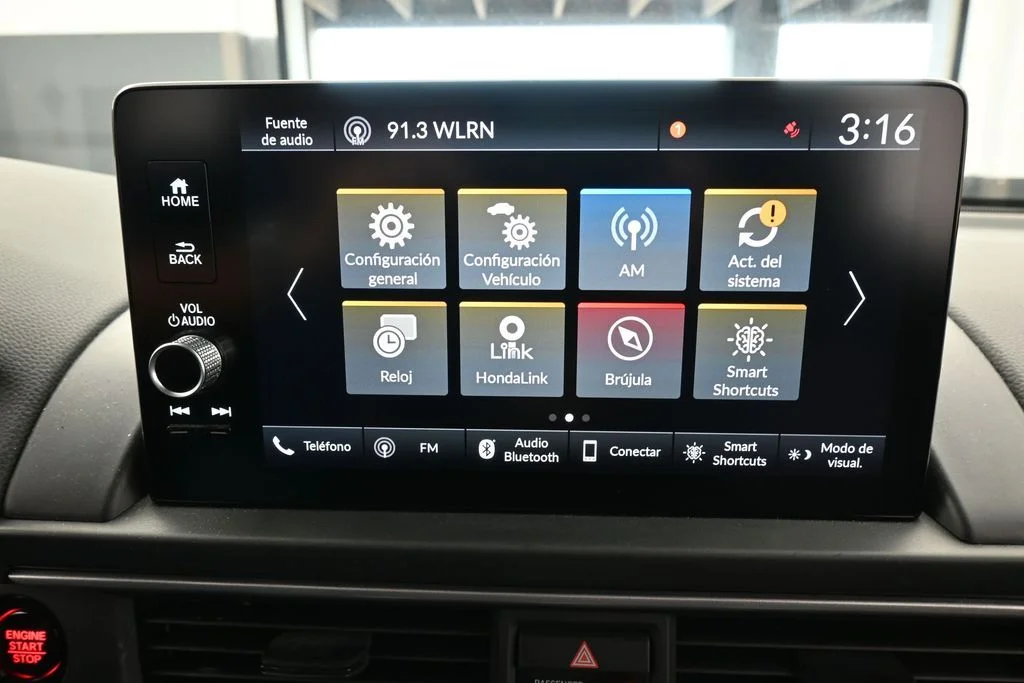 Used 2025 White Honda EX-L image 24
