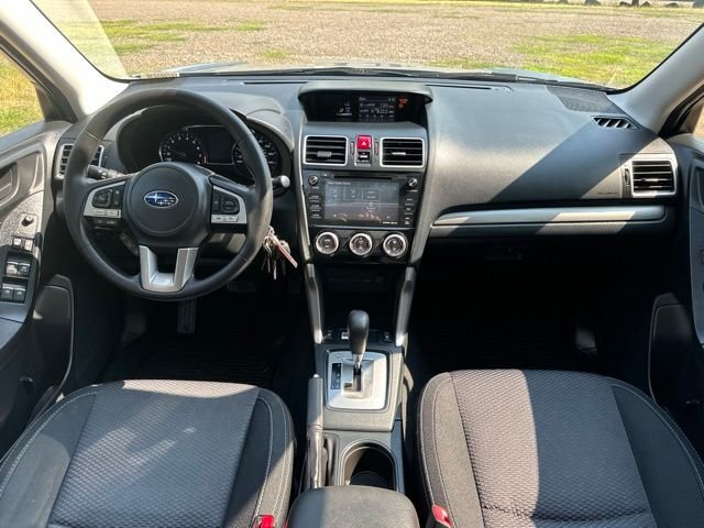 Used 2018 Ice Silver Metallic Subaru 2.5i Premium image 29