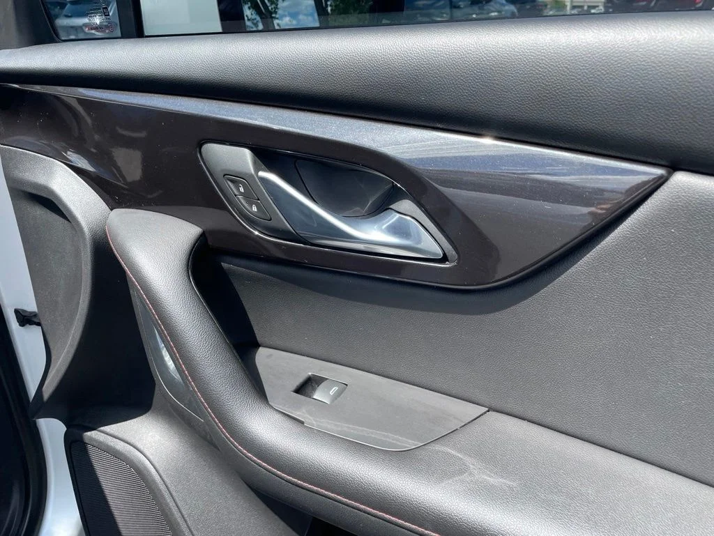 Used 2021 Beige Chevrolet RS image 40