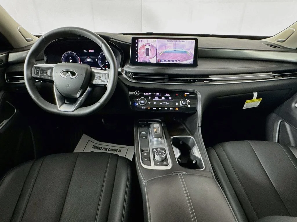 Certified Used 2026 Black INFINITI LUXE image 30