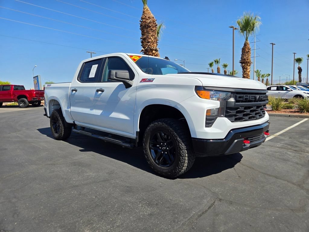 Used 2024 Summit White Chevrolet Custom Trail Boss image 1