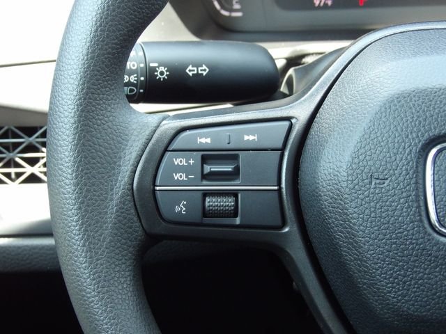 New 2026 Urban Gray Pearl Honda SE image 19