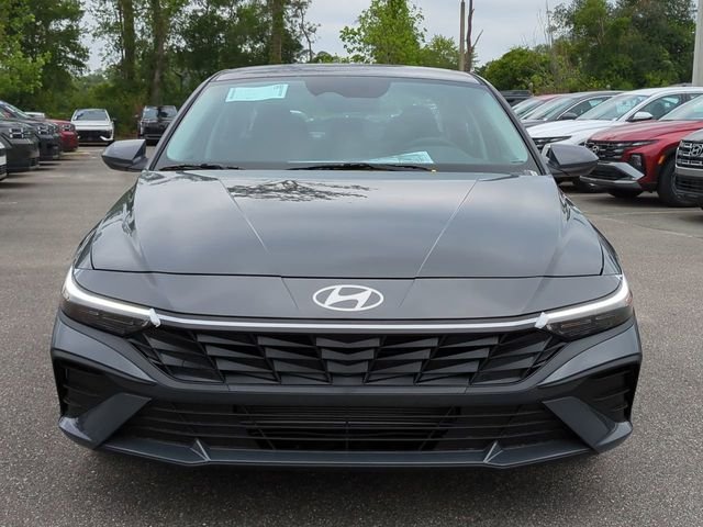 New 2026 Gray Hyundai SE image 34