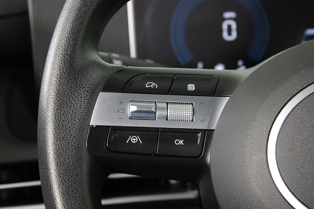 Certified Used 2025 Blue Hyundai SE image 25