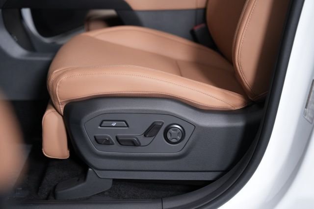 New 2026 White Hyundai Calligraphy AWD image 26