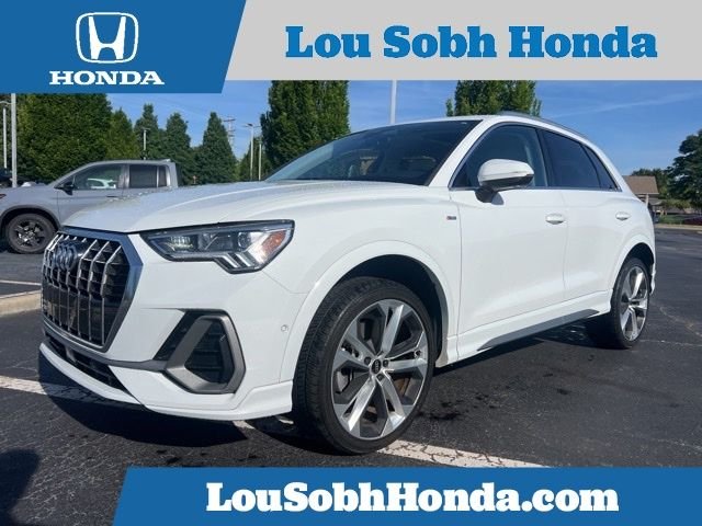 2021 Audi Q3 45 TFSI S Line Premium Plus quattro's photo